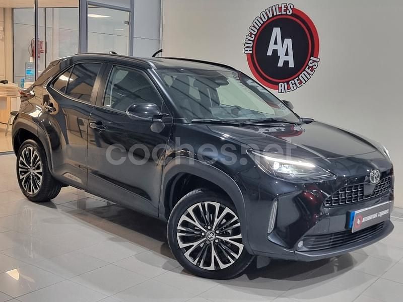 Negro Usado 2025 Toyota Yaris Cross Active SUV | 27.390 € (Caro) - Imagen 1/4