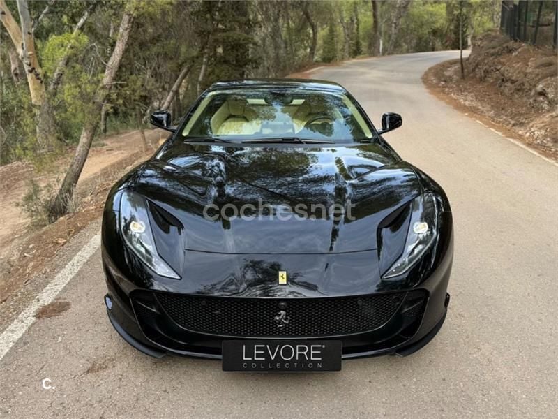 Negro Usado 2019 Ferrari 812 Coupe | 350.000 € (Caro) - Imagen 1/4