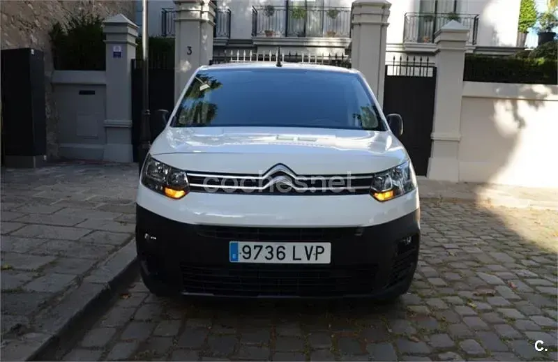 Usado Citroën e-Berlingo Feel 102 CV (75 kW) 2021 Blanco Monovolumen