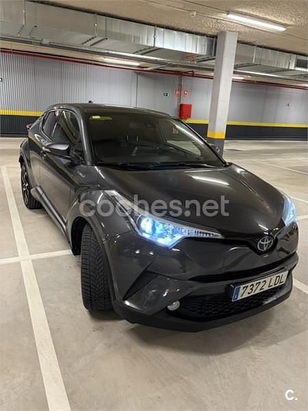 Usado Toyota C-HR Advance 122 CV (89 kW) 2019 Gris / plata SUV