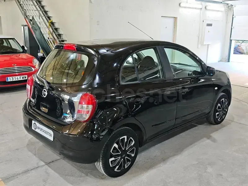 Usado Nissan Micra Acenta 80 CV (58 kW) 2011 Negro Utilitario