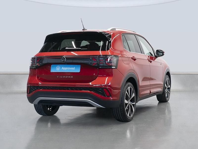 Usado VW T-Cross R-line 150 CV (110 kW) 2024 Rojo SUV