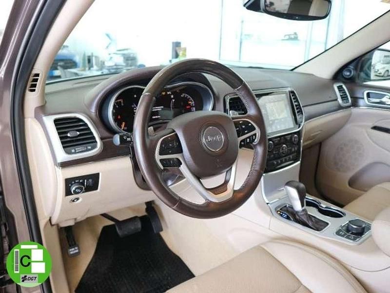 Usado Jeep Grand Cherokee Overland 250 CV (183 kW) 2020 Amarillo SUV