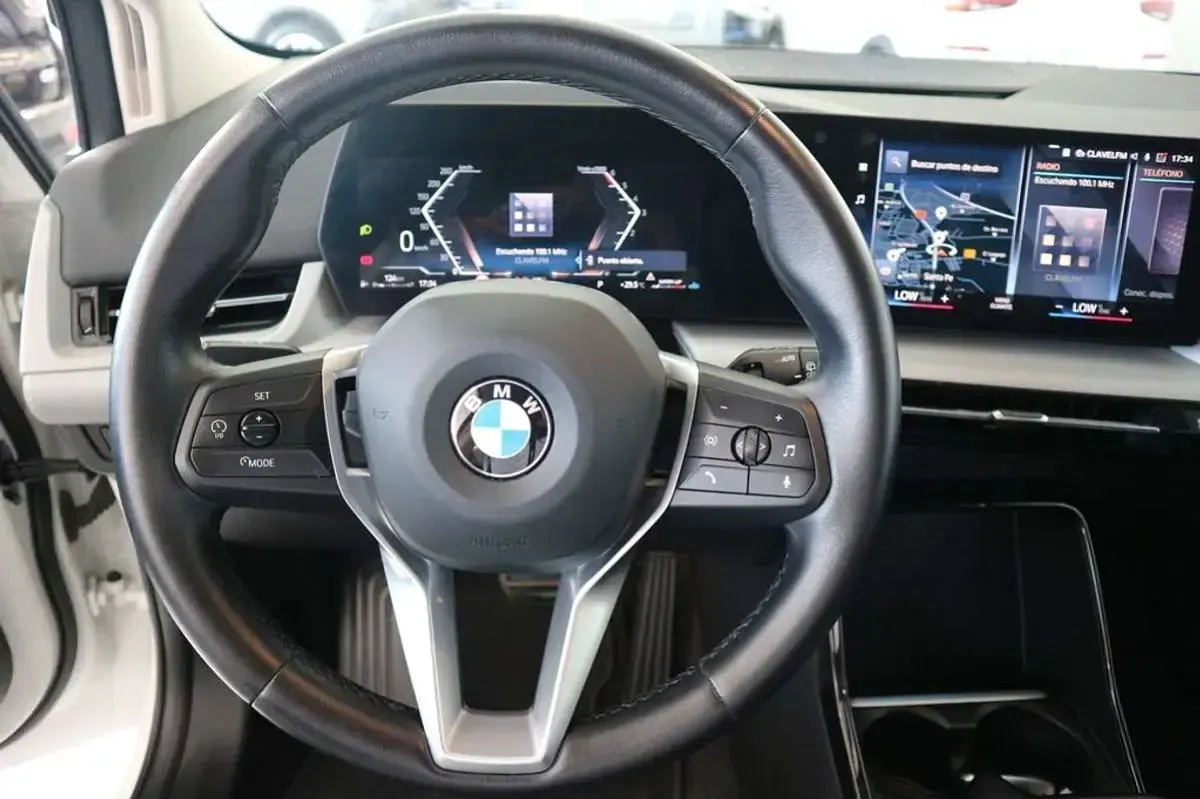 Usado BMW 218 150 CV (110 kW) 2023 Blanco Coupe