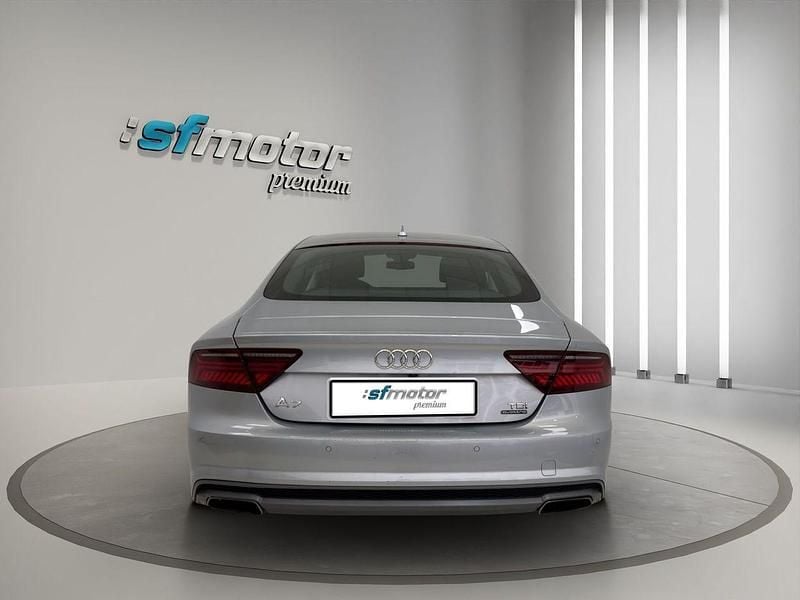 Usado Audi A7 Sportback S-Line 319 CV (234 kW) 2016 Plateado Utilitario
