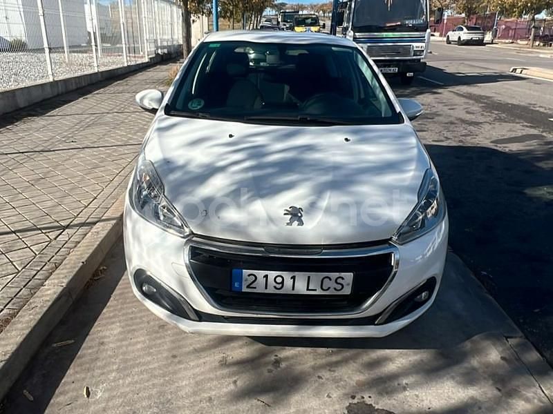 Blanco Usado 2020 Peugeot 208 Active Utilitario | 7990 € (Super precio) - Imagen 1/2