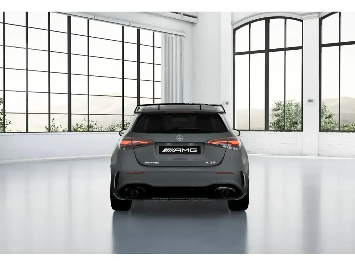 Nuevo Mercedes A35 AMG AMG 306 CV (225 kW) 2026 Gris