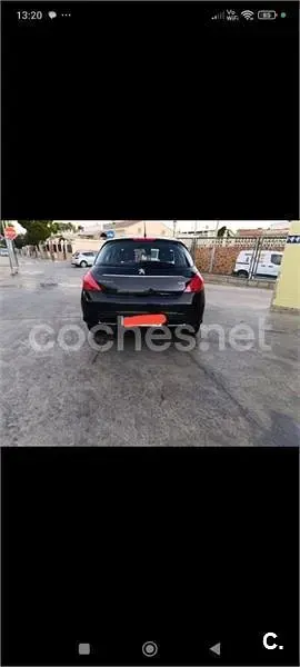 Usado Peugeot 308 Active 92 CV (67 kW) 2011 Negro Berlina