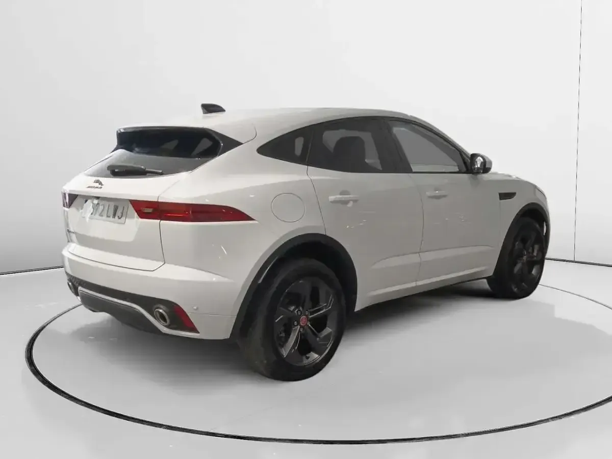 Usado Jaguar E-Pace R-Dynamic 249 CV (183 kW) 2022 Blanco SUV