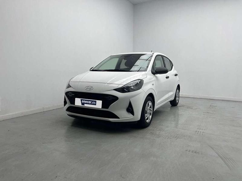 Nuevo Hyundai i10 63 CV (46 kW) 2025 Banco atlas white saw Utilitario