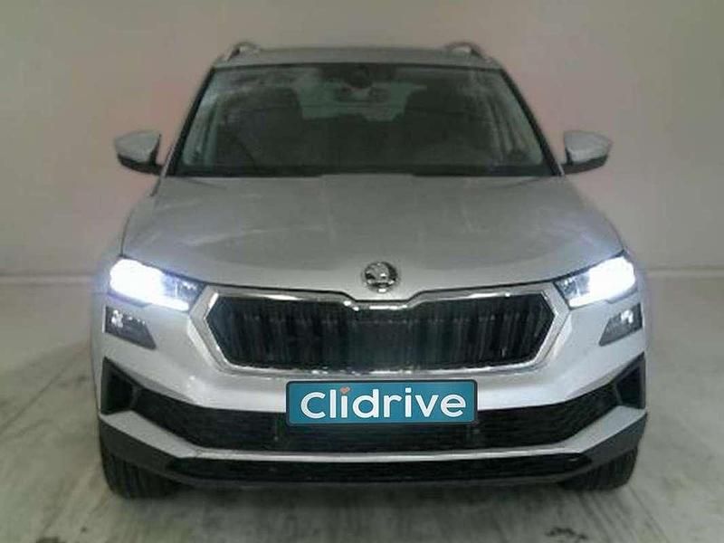 Usado Skoda Karoq Style 150 CV (110 kW) 2023 Gris SUV