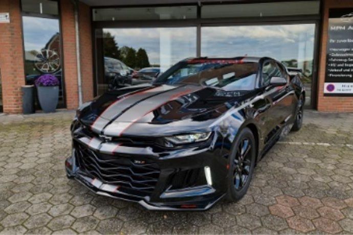 Negro Usado 2020 Chevrolet Camaro Sport Coupe | 41.150 € - Imagen 1/4