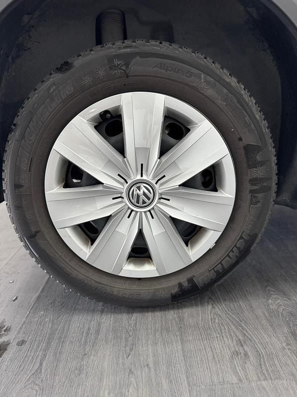 Usado VW T-Roc 115 CV (84 kW) 2019 Gris SUV