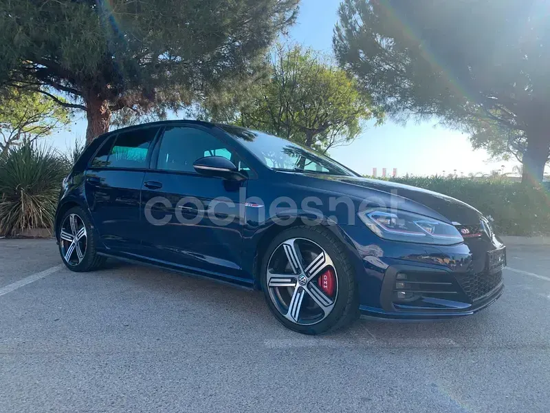 Usado VW Golf VII GTI 245 CV (180 kW) 2019 Azul Berlina