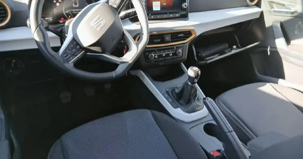 Usado Seat Arona Style 115 CV (84 kW) 2025 SUV