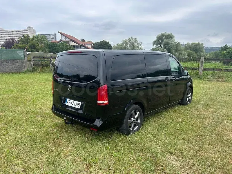 Usado Mercedes V220 Avantgarde 163 CV (119 kW) 2021 Negro Monovolumen