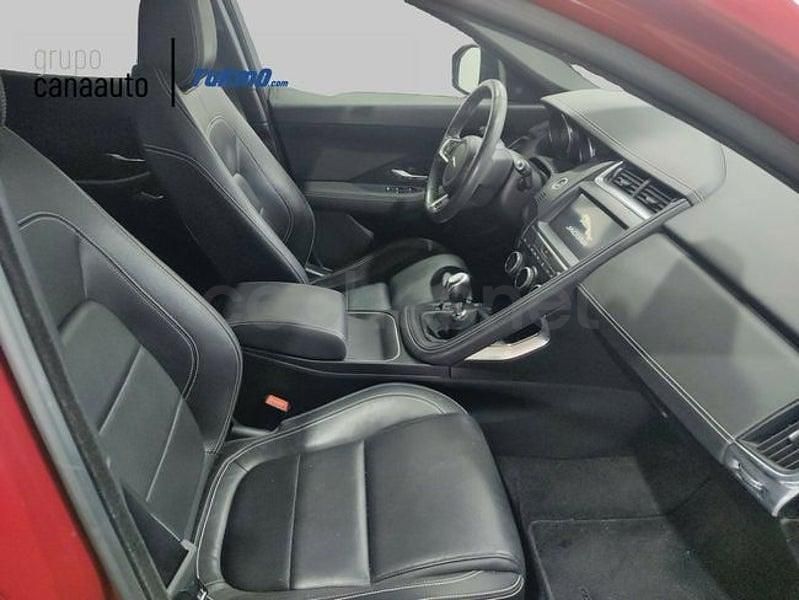 Usado Jaguar E-Pace R-Dynamic 150 CV (110 kW) 2018 Rojo SUV