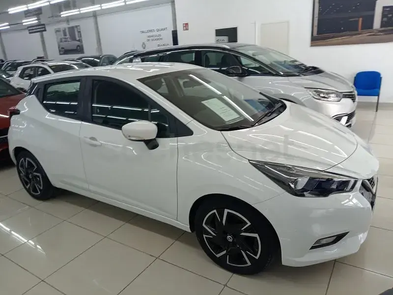 Usado Nissan Micra Acenta 92 CV (67 kW) 2022 Blanco Utilitario