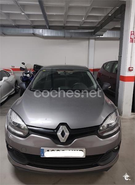 Gris / plata Usado 2014 Renault Mégane Intens Berlina | 6500 € - Imagen 1/4