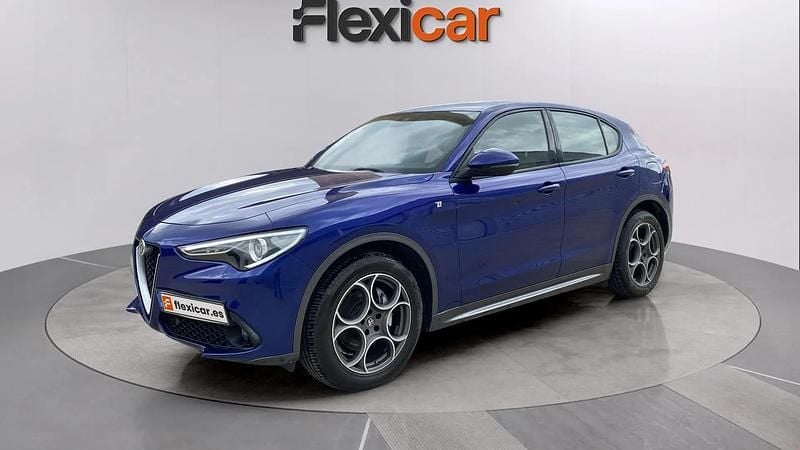 Usado Alfa Romeo Stelvio Ti 212 CV (155 kW) 2022 Azul SUV