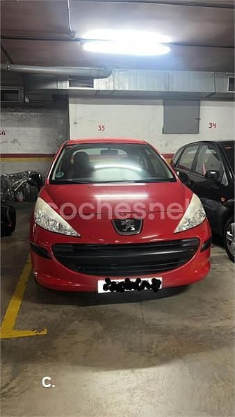 Rojo Usado 2009 Peugeot 207 Berlina | 3800 € (Precio justo) - Imagen 1/4