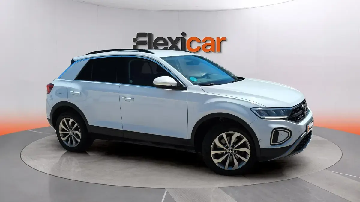 Usado VW T-Roc Life 150 CV (110 kW) 2023 SUV