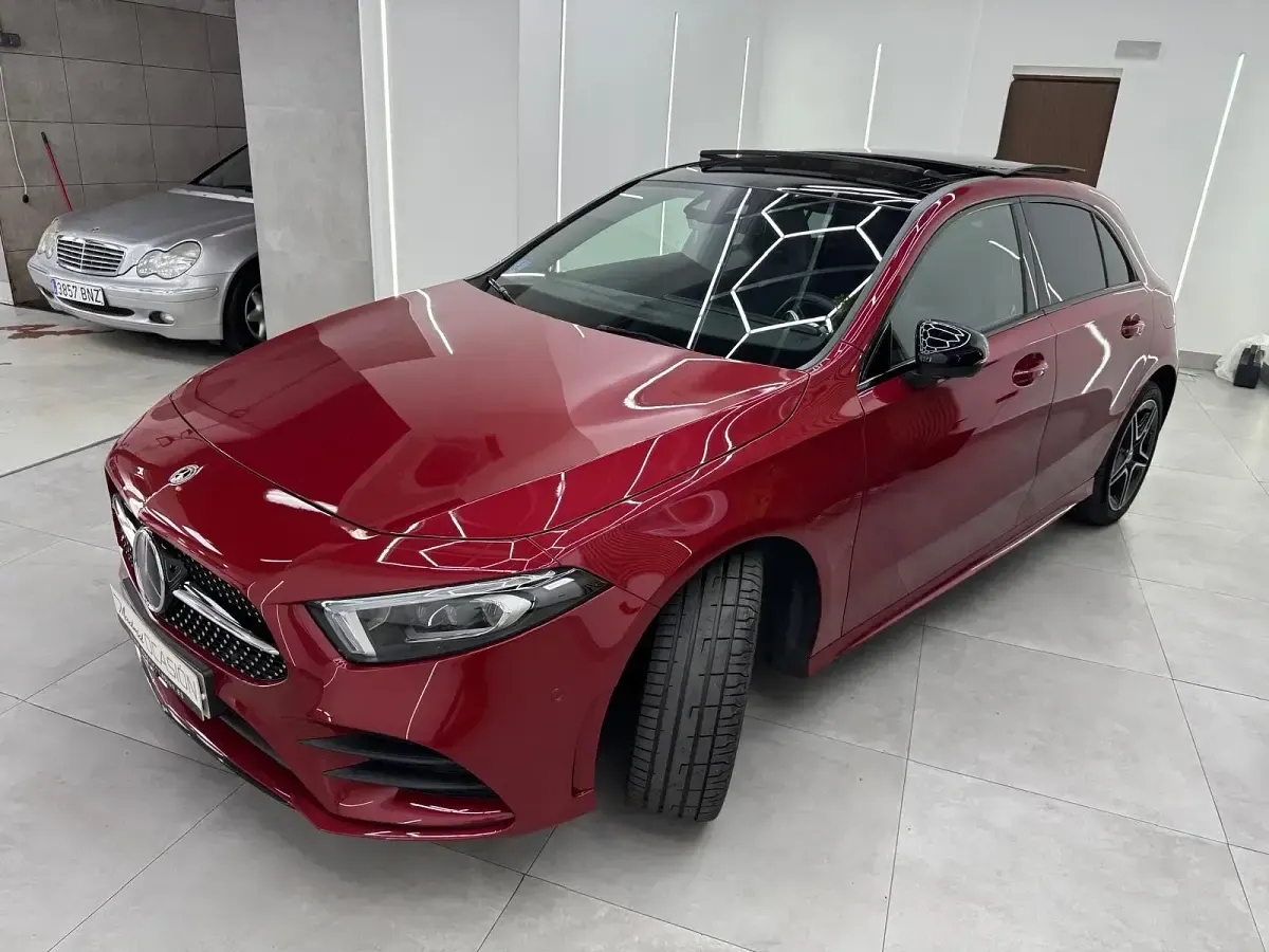 Usado Mercedes A250 218 CV (160 kW) 2021 Rojo Berlina