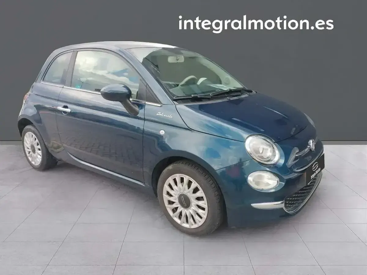 Usado Fiat 500 Dolcevita 69 CV (50 kW) 2022 Azul Utilitario