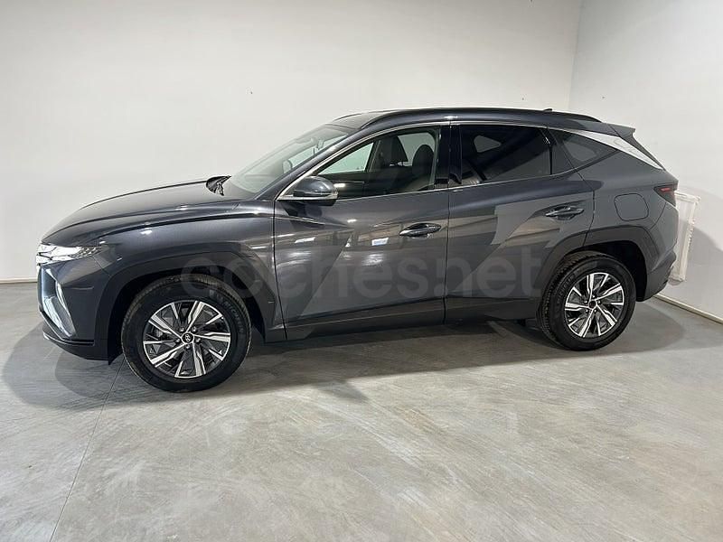 Usado Hyundai Tucson 230 CV (169 kW) 2023 Gris / plata SUV
