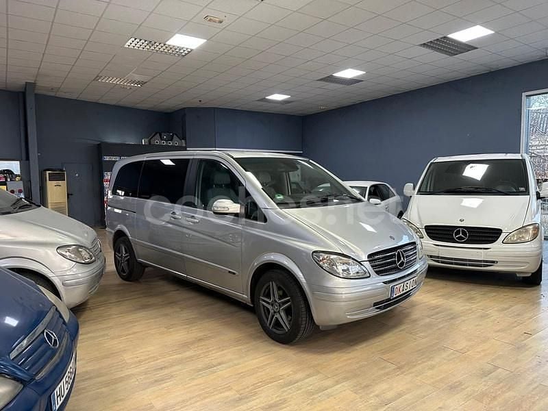 Usado Mercedes Viano 150 CV (110 kW) 2006 Gris / plata Monovolumen