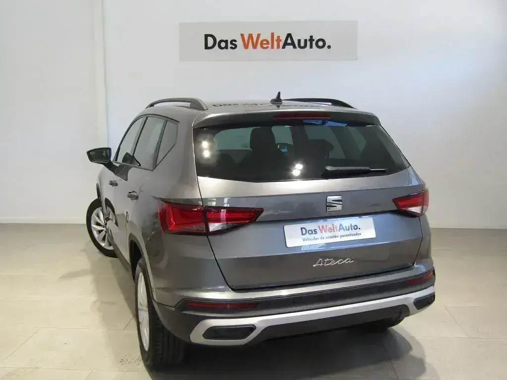 Usado Seat Ateca Style 150 CV (110 kW) 2025 Gris SUV