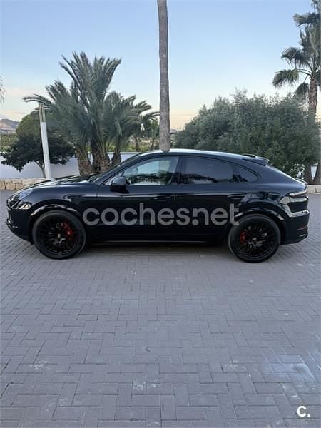 Negro Usado 2021 Porsche Cayenne Coupe Coupe | 76.900 € - Imagen 1/4