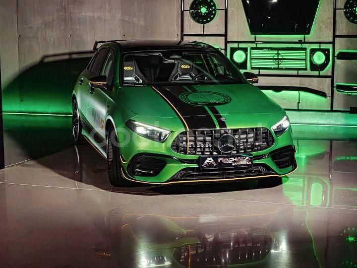 Nuevo Mercedes A45 AMG 421 CV (309 kW) 2025 Verde Berlina