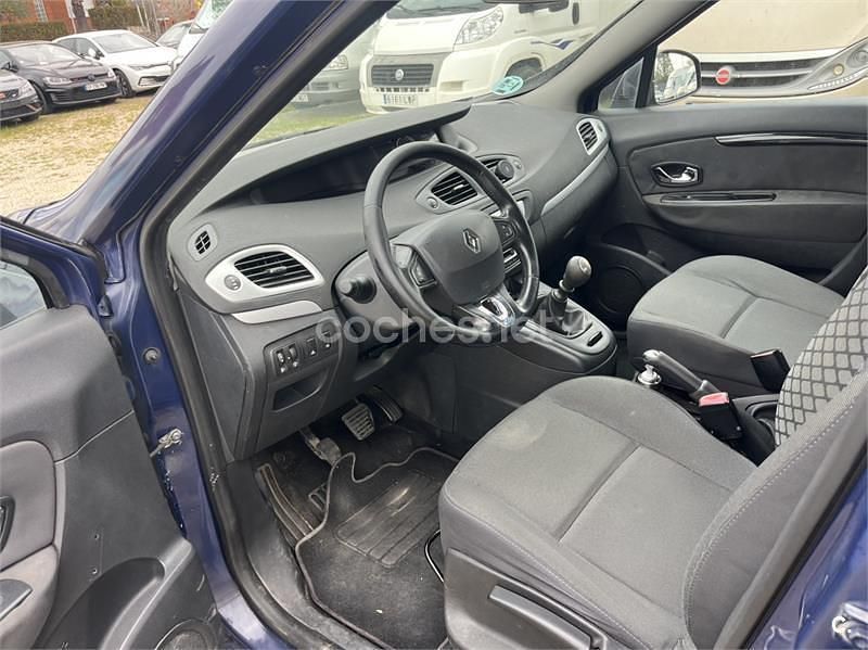 Usado Renault Scénic III Expression 115 CV (84 kW) 2014 Azul Monovolumen