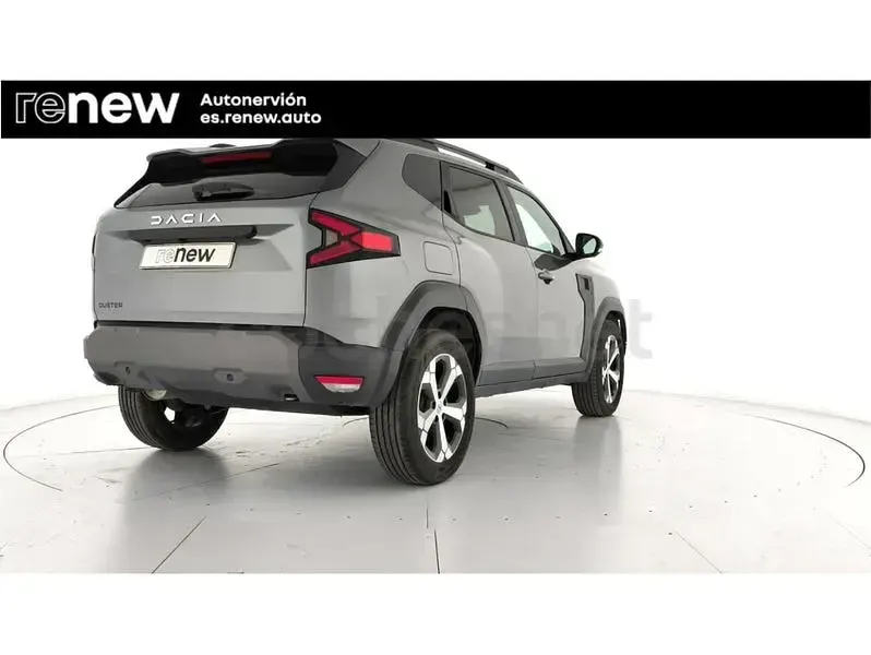 Usado Dacia Duster Journey 130 CV (95 kW) 2025 Gris / plata SUV