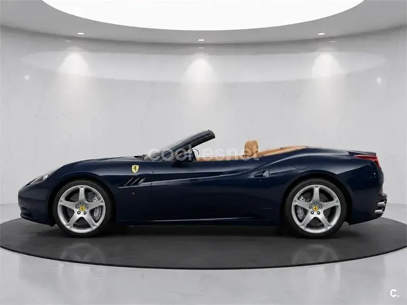 Usado Ferrari California 460 CV (338 kW) 2012 Azul Descapotable