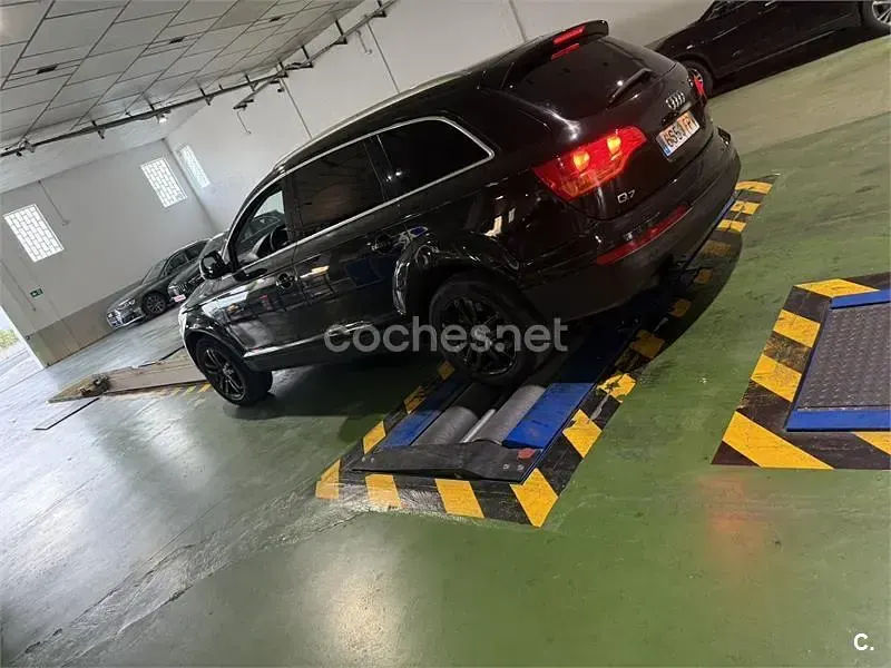 Usado Audi Q7 233 CV (171 kW) 2007 Negro SUV