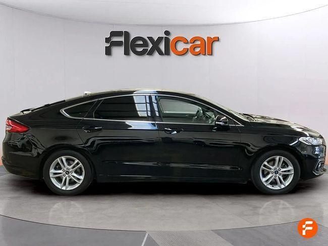 Usado Ford Mondeo Titanium 165 CV (121 kW) 2019 Negro Berlina