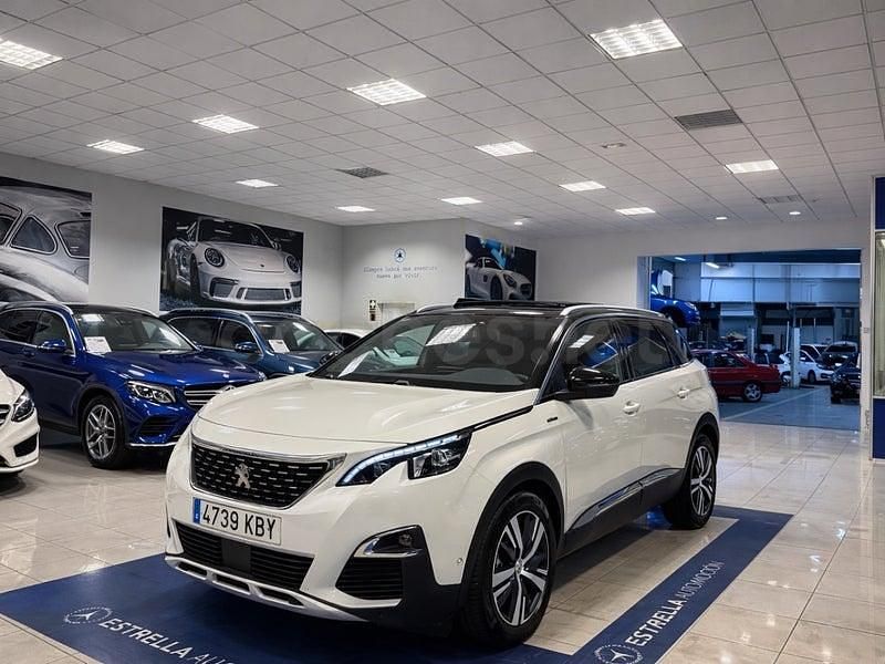 Usado Peugeot 5008 Allure 150 CV (110 kW) 2017 Blanco Monovolumen