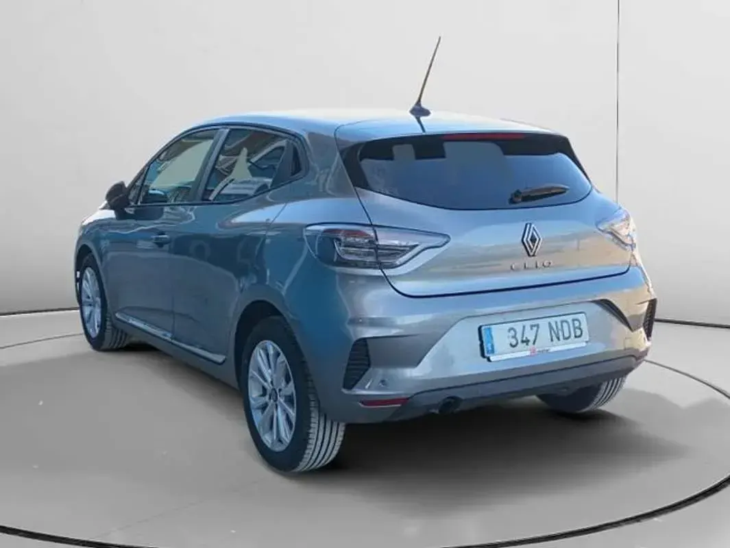 Usado Renault Clio V Evolution 102 CV (75 kW) 2025 Gris Utilitario