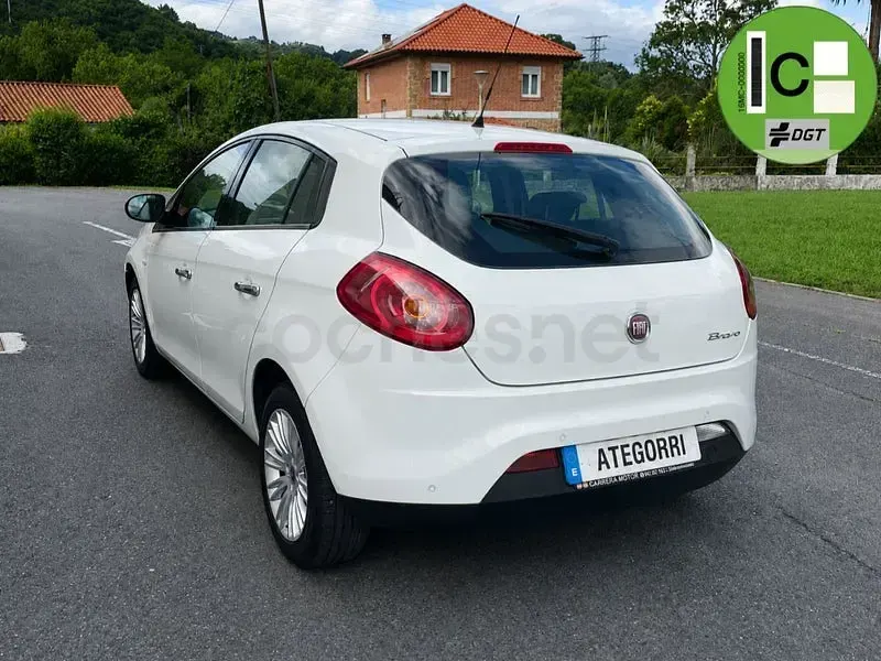 Usado Fiat Bravo Active 90 CV (66 kW) 2012 Blanco Utilitario