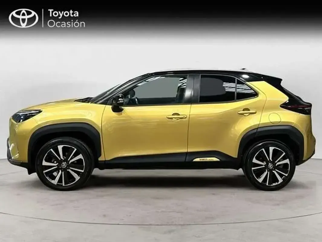Usado Toyota Yaris Cross Edition 116 CV (85 kW) 2025 Amarillo SUV