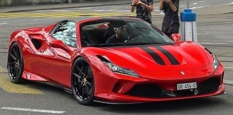 Usado Ferrari F8 721 CV (530 kW) 2021 Rojo Descapotable