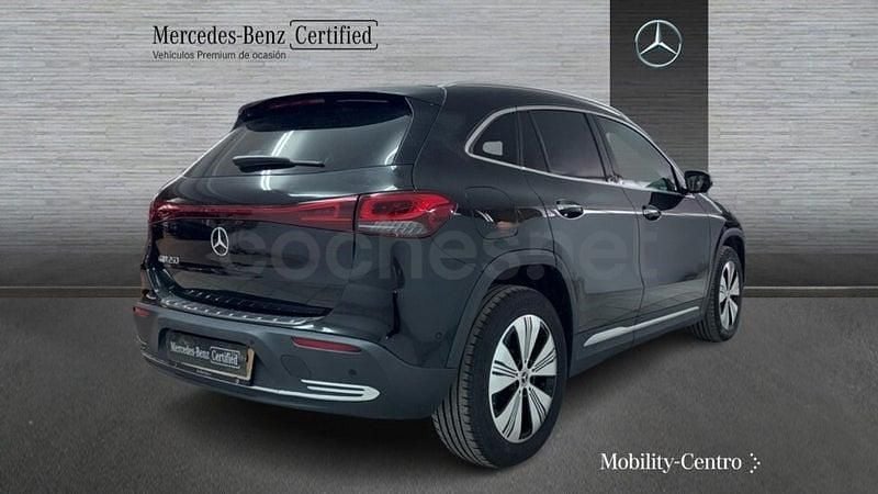 Usado Mercedes EQA250 139 kW (190 CV) 2023 Negro cosmos SUV