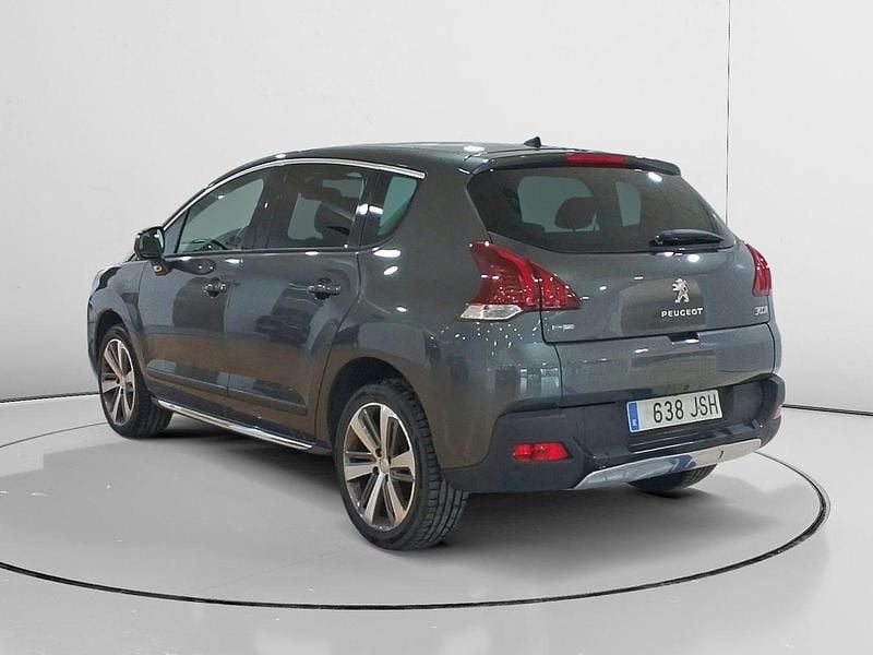 Usado Peugeot 3008 Allure 131 CV (96 kW) 2016 Gris SUV