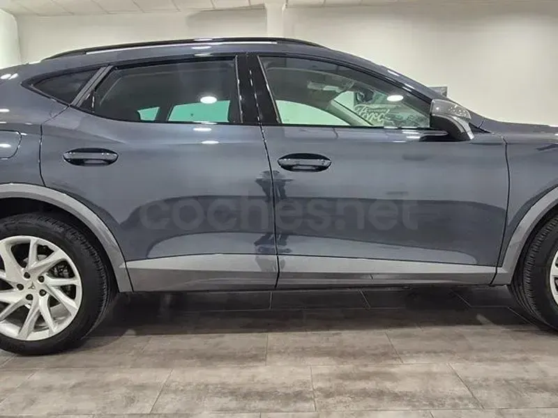 Usado Cupra Formentor 150 CV (110 kW) 2022 Gris / plata SUV