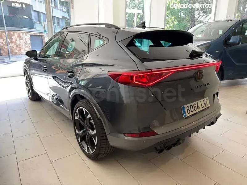 Usado Cupra Formentor VZ 310 CV (228 kW) 2021 Gris / plata SUV