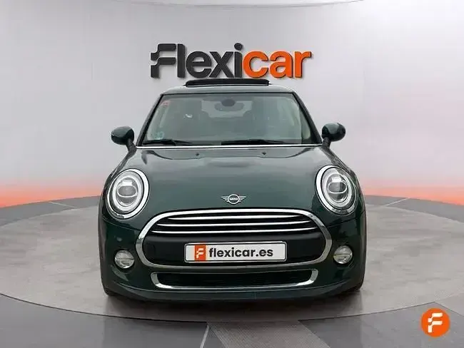 Usado Mini Cooper D 116 CV (85 kW) 2019 Verde Utilitario