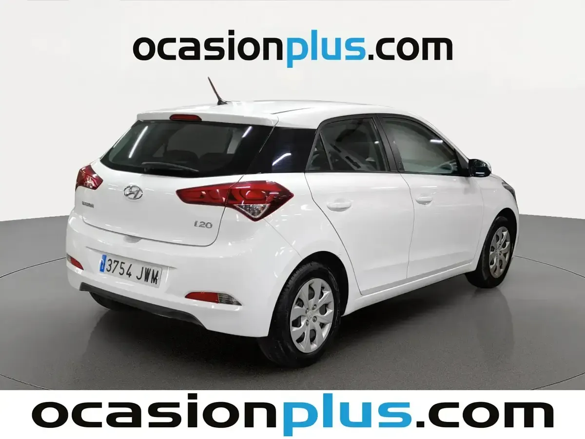 Usado Hyundai i20 84 CV (61 kW) 2017 Blanco