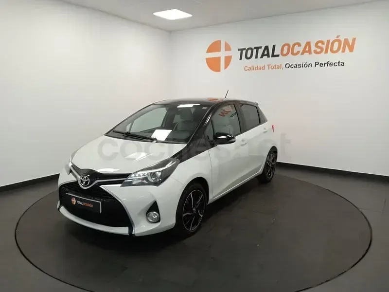 Usado Toyota Yaris 99 CV (72 kW) 2016 Blanco Berlina